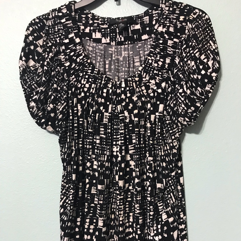 Style & Co XL Black and White top